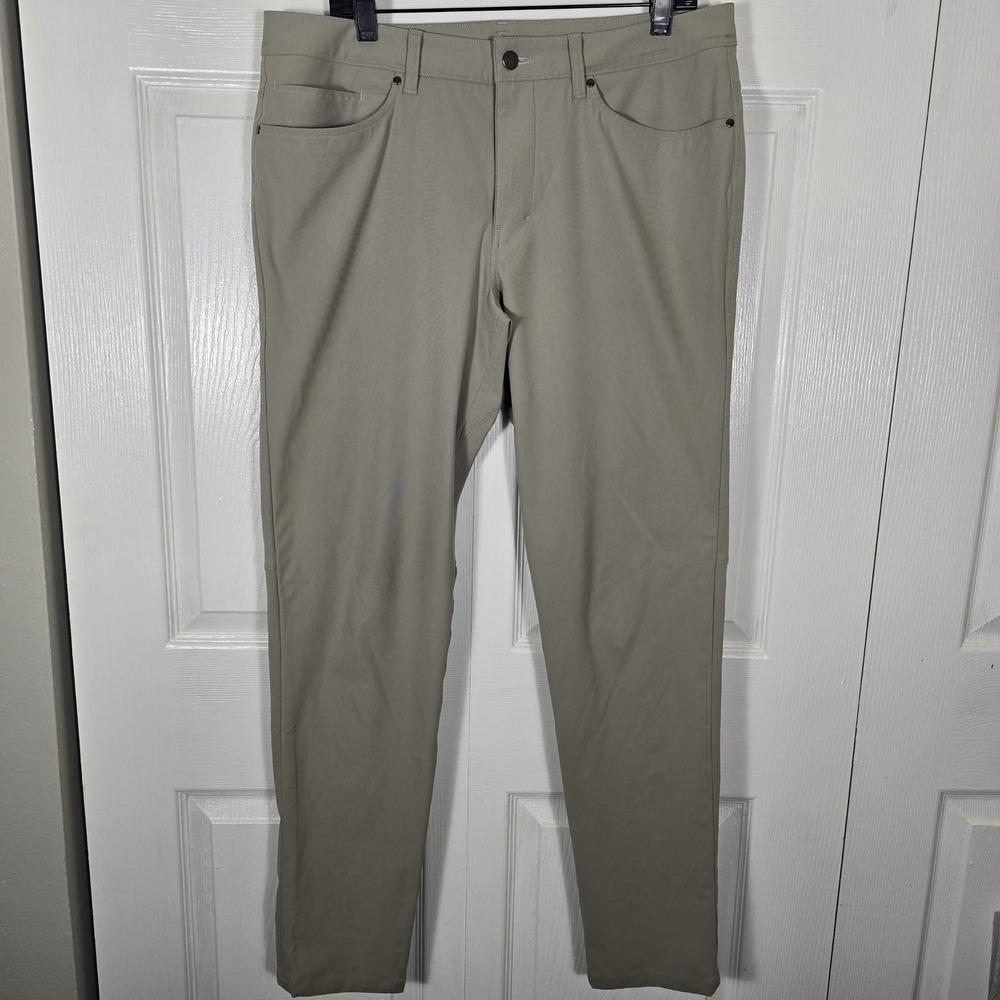 Lululemon ABC Pant Slim Men's 34x32 Warpstreme M5552S Khaki Tan Pockets Stretch